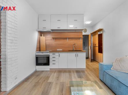 Pronájem bytu, 2+kk, 39 m²