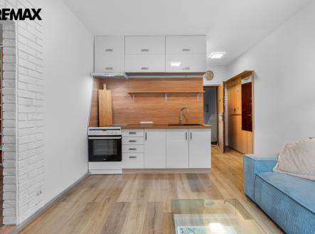 Pronájem bytu, 2+kk, 39 m²