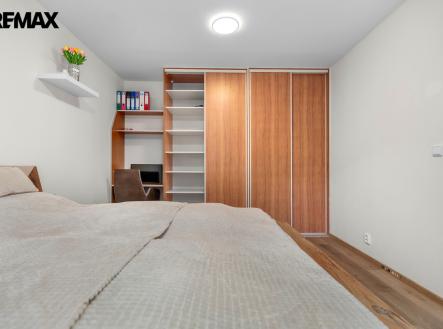 Pronájem bytu, 2+kk, 39 m²