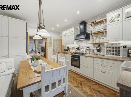 Prodej bytu, 4+1, 107 m²