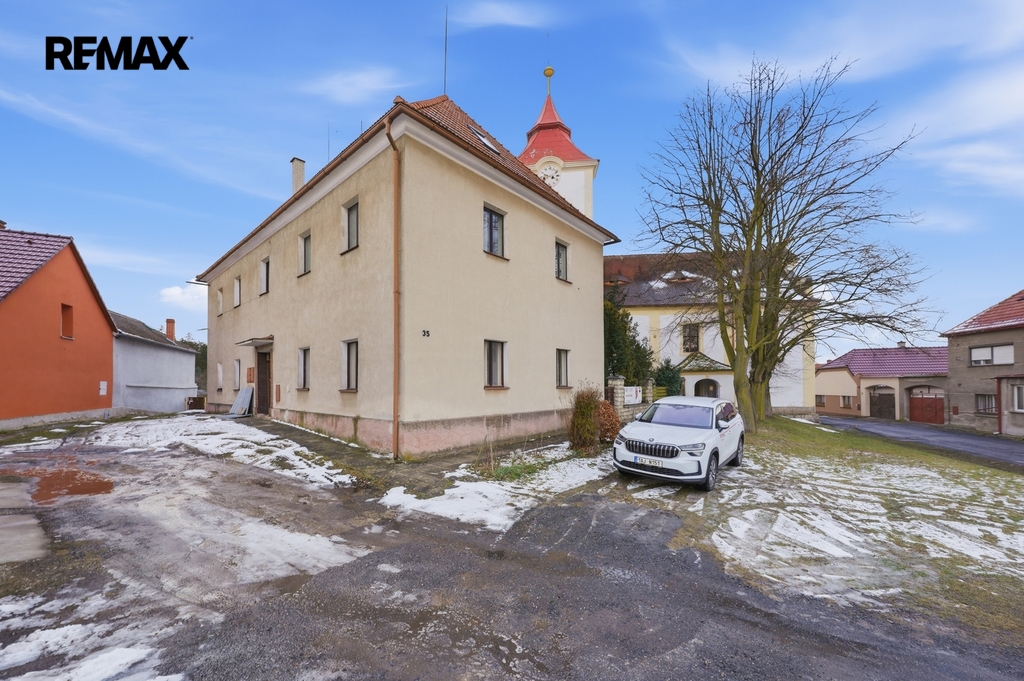 rodinny-dum-opocno-u-loun-michal-vais-remax-reality001.jpg