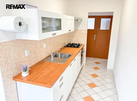 Pronájem bytu, 2+1, 53 m²