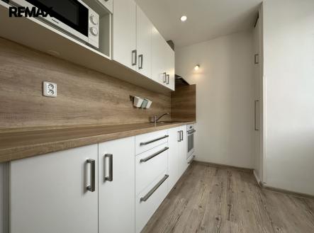 Pronájem bytu, 2+1, 46 m²