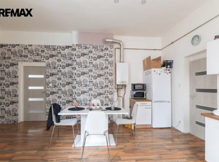 Prodej bytu, 3+1, 97 m²