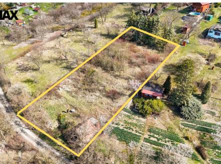 Prodej pozemku, zahrada, 1 122 m² obrázek