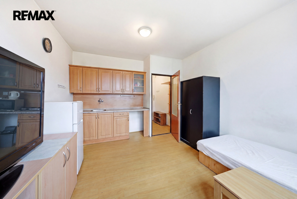 byt-1kk-glennova-usti-nad-labem-remax-reality-michal-vais002.jpg
