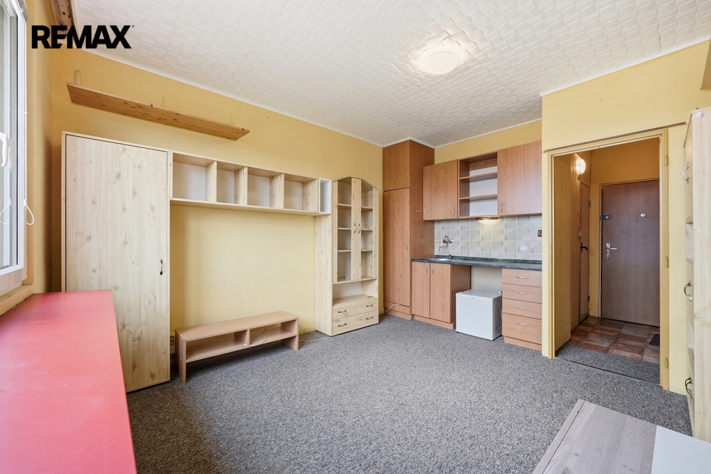byt-1kk-stara-usti-nad-labem-remax-reality-michal-vais002.jpg