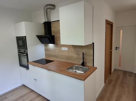 Pronájem bytu, 3+1, 84 m²