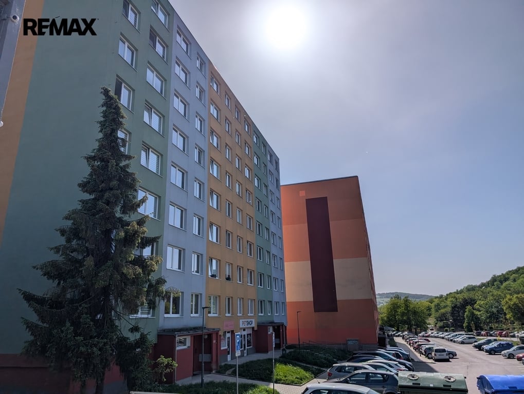 02.jpg