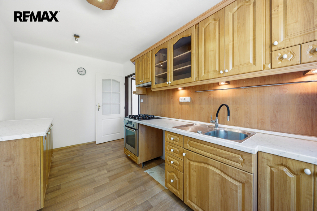 byt-halkova-zatec-michal-vais-reality-makler-remax003.jpg