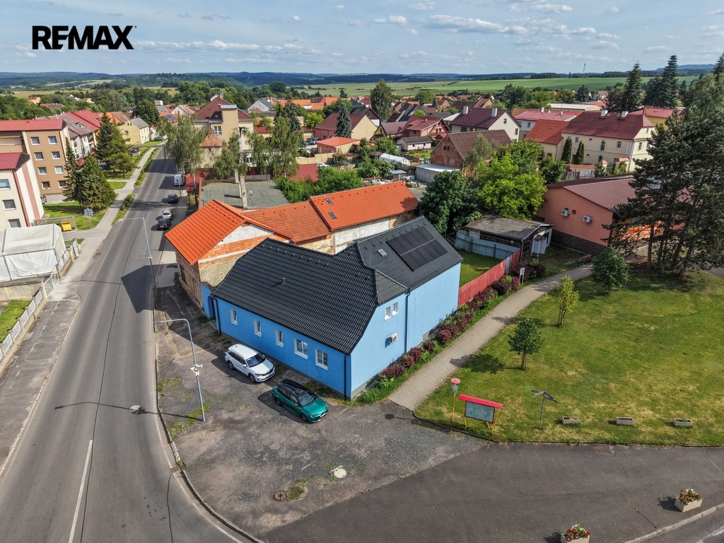 rodinny-dum-vroutek-michal-vais-reality-makler-remax001.jpg