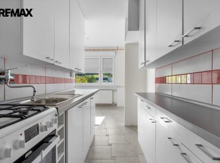 Prodej bytu, 1+1, 44 m²