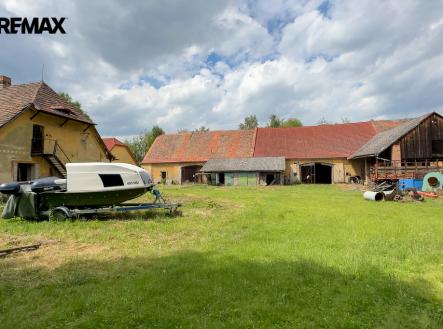 Prodej zemědělského objektu, 7 035 m²