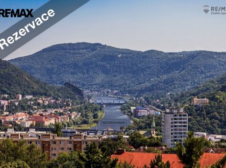 Prodej bytu 3+1 se třemi lodžiemi a panoramatickým výhledem – Ústí nad Labem, ul. Malátova