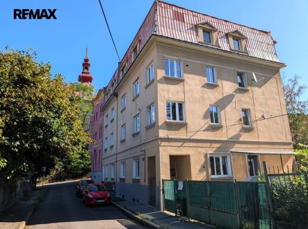 Nabízíme byt 3+1 v OV o výměře 78 m² se zahradou, nacházející se v ulici Rozkošná na Střekově