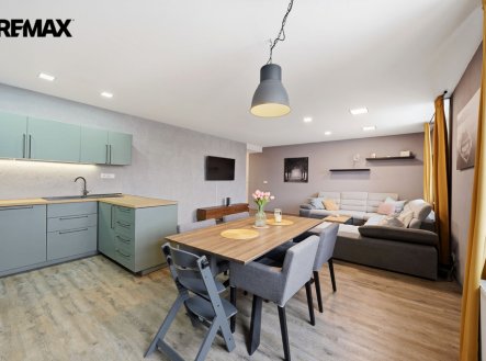Prodej bytu, 3+kk, 94 m²