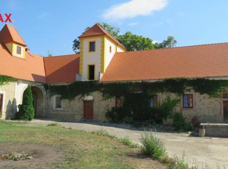 Prodej zemědělského objektu, 5 600 m²