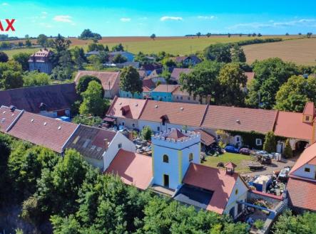 Prodej zemědělského objektu, 5 600 m²