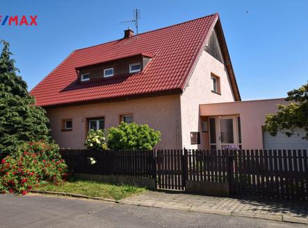 Prodej - dům/vila, 180 m²