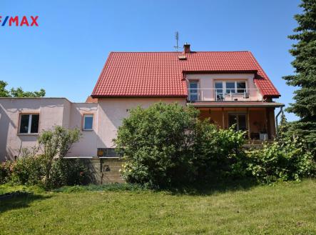 Prodej - dům/vila, 180 m²