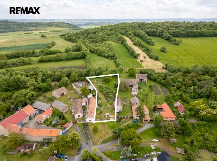 Prodej pozemku pro bydlení, 2 061 m²