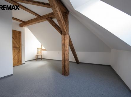 Prodej bytu, 3+kk, 86 m²