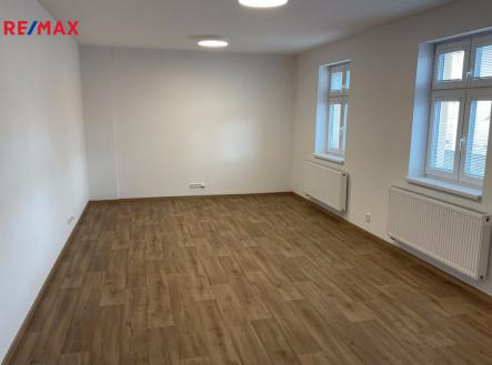 Pronájem bytu, 3+kk, 80 m²