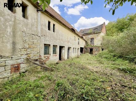 Prodej pozemku pro bydlení, 889 m²