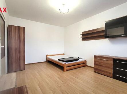 Pronájem bytu, 2+kk, 36 m²