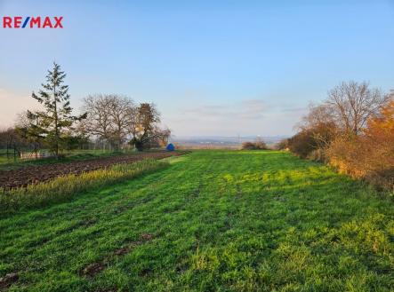 Prodej pozemku pro bydlení, 2 602 m² obrázek