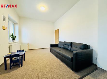 Prodej domu/vily, 1 350 m²