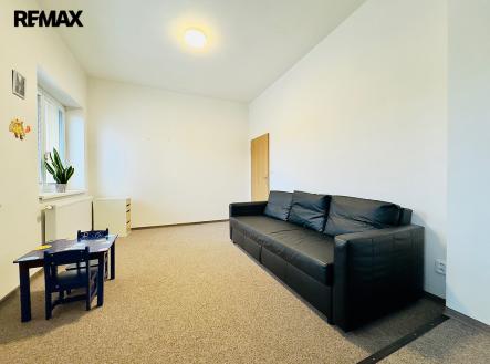 Prodej domu/vily, 1 350 m²