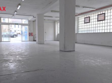 Pronájem výrobní prostor, 385 m²