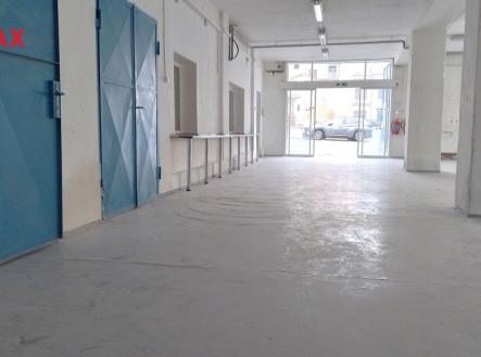 Pronájem výrobní prostor, 385 m²