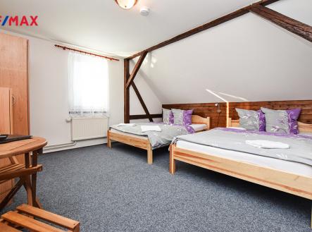 Prodej - hotel, 644 m²