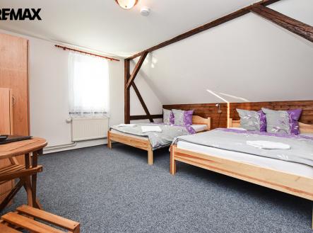 Prodej hotel, 644 m²