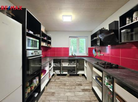 Prodej - zemědělský objekt, 6 813 m²