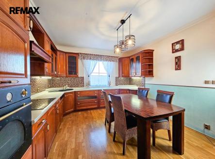 Prodej domu/vily, 397 m²