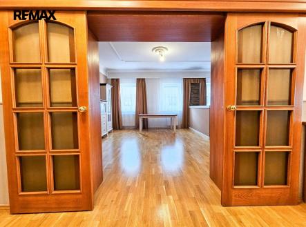 Prodej domu/vily, 397 m²