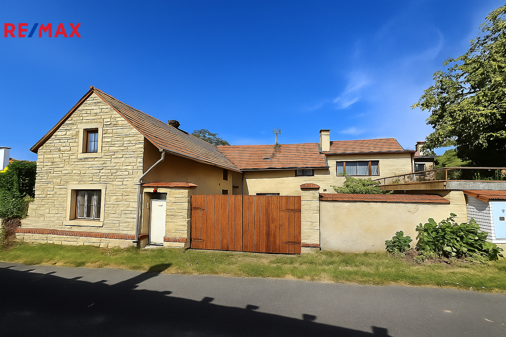 Úprava fasády a vrat AI