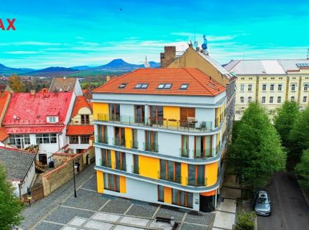 Prodej nájemního domu, 793 m²