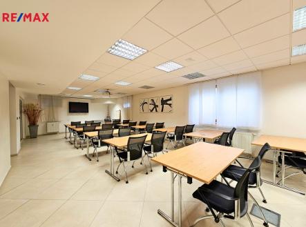 Prodej nájemního domu, 793 m²