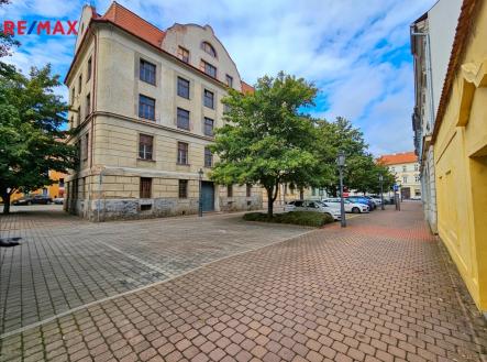 Prodej skladovací prostor, 2 000 m²