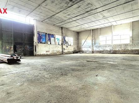 Pronájem pozemku pro komerční výstavbu, 2 086 m²