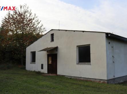 Prodej obchodní prostor, 682 m²