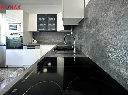 Prodej bytu, 2+1, 60 m²