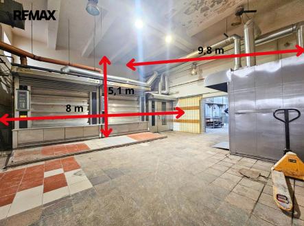 Prodej skladovací prostor, 950 m²