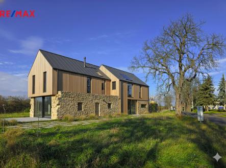 Prodej pozemku pro bydlení, 2 475 m²