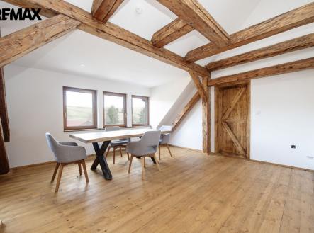 Pronájem bytu, 3+kk, 94 m²