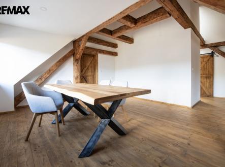 Pronájem bytu, 3+kk, 94 m²